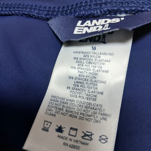 Lands' End Women's Size 16 Vibrant Blue Athletic Shorts - Picture 2 of 8